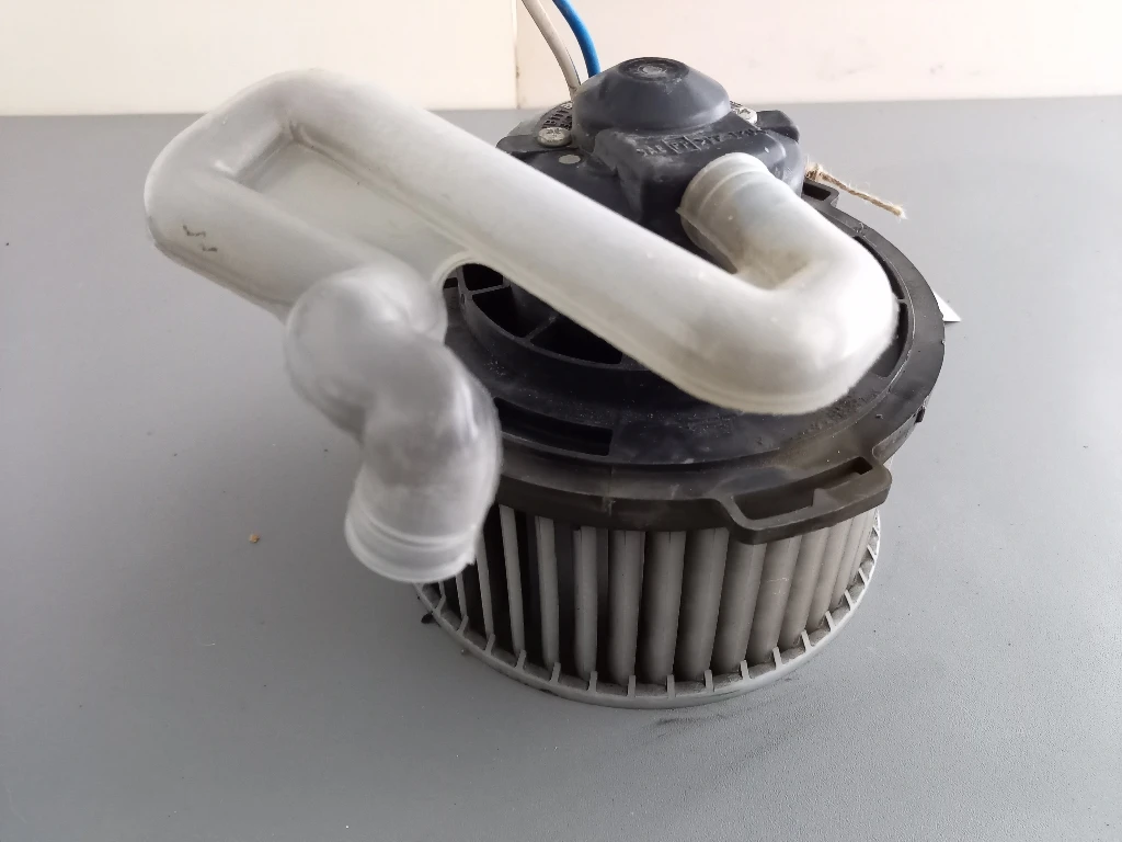    5 2.0 | Mobile.bg   1