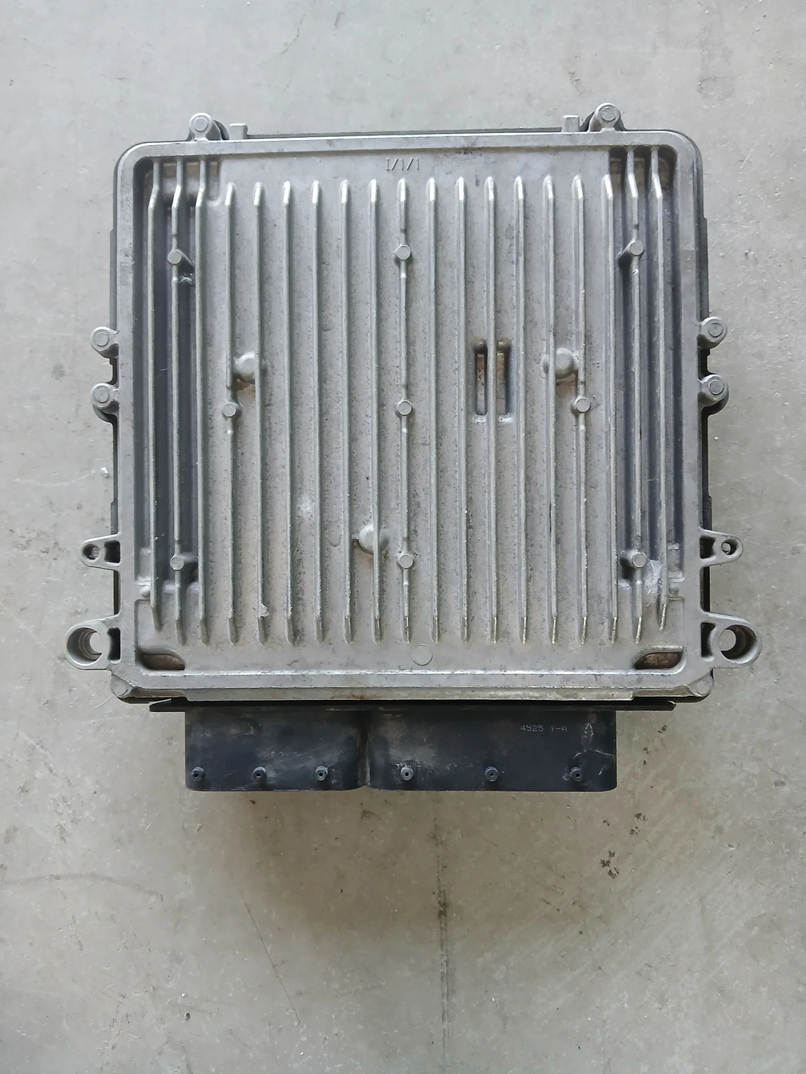 A 642 150 64 91 Компютър Mercedes ML 164, снимка 2 - Части - 54788256