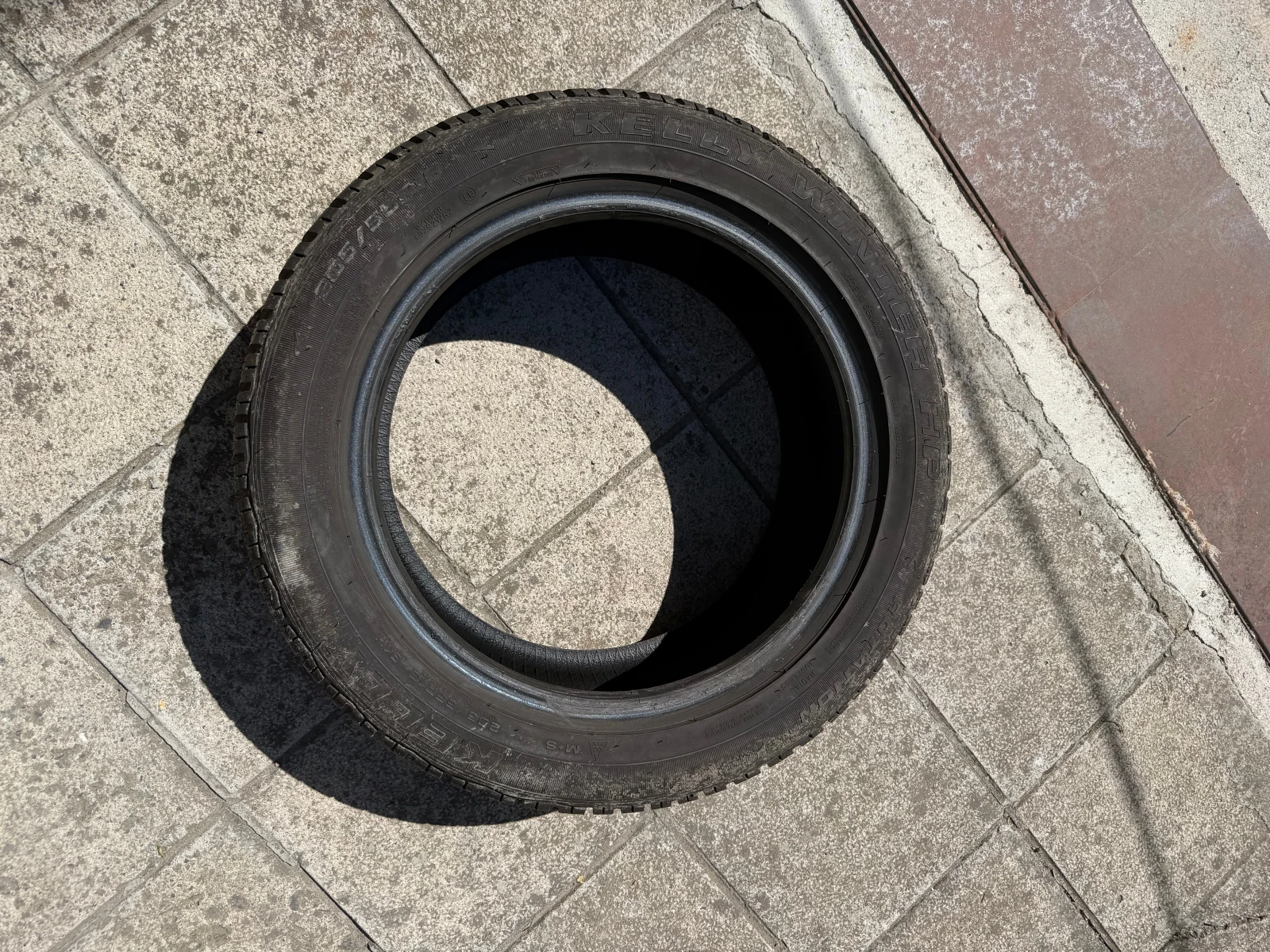 Гуми Зимни 205/55R16, снимка 3 - Гуми и джанти - 55976853