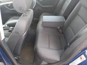 Audi A4 2.0TDI НАВИ АВТОМАТ  ПАРКТРОНИК , снимка 13
