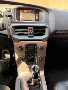 Volvo V40 Cross Country T3, снимка 9