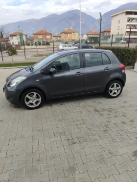 Toyota Yaris 1.0vvti, снимка 3