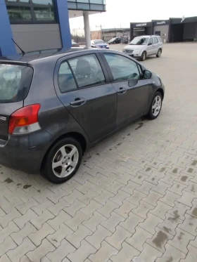 Toyota Yaris 1.0vvti, снимка 1