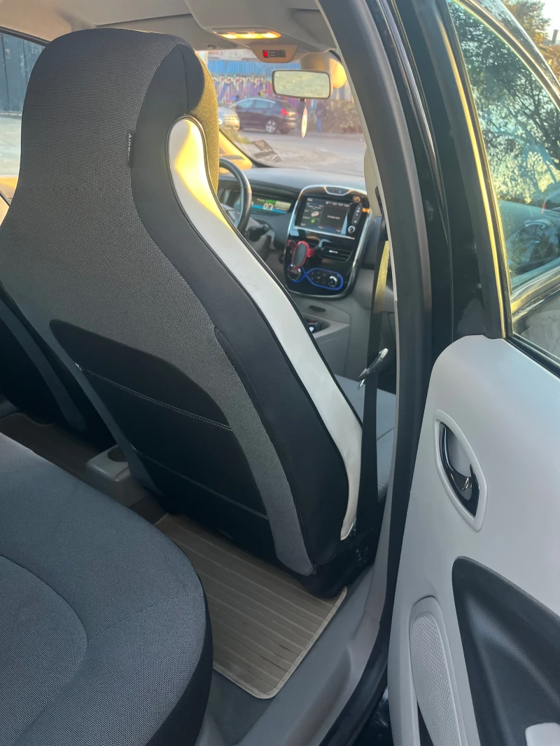 Renault Zoe 22 KW/h ТЕРМОПОМПА, снимка 5 - Автомобили и джипове - 47513615