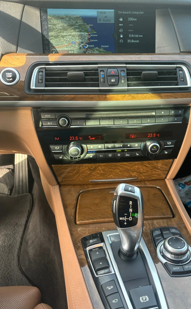 BMW 740 740d 4X4 Сменени вериги!!!, снимка 9 - Автомобили и джипове - 47542381