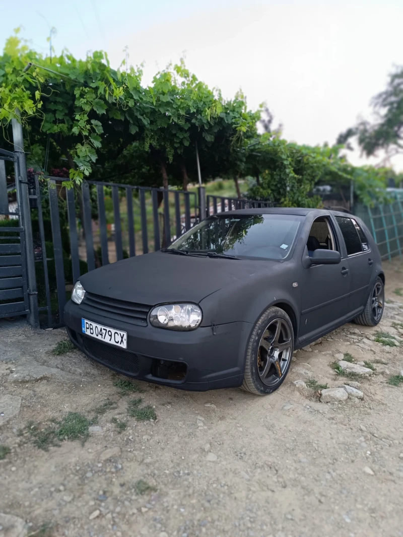 VW Golf 1.8T газов инжекцион , снимка 2 - Автомобили и джипове - 47635479