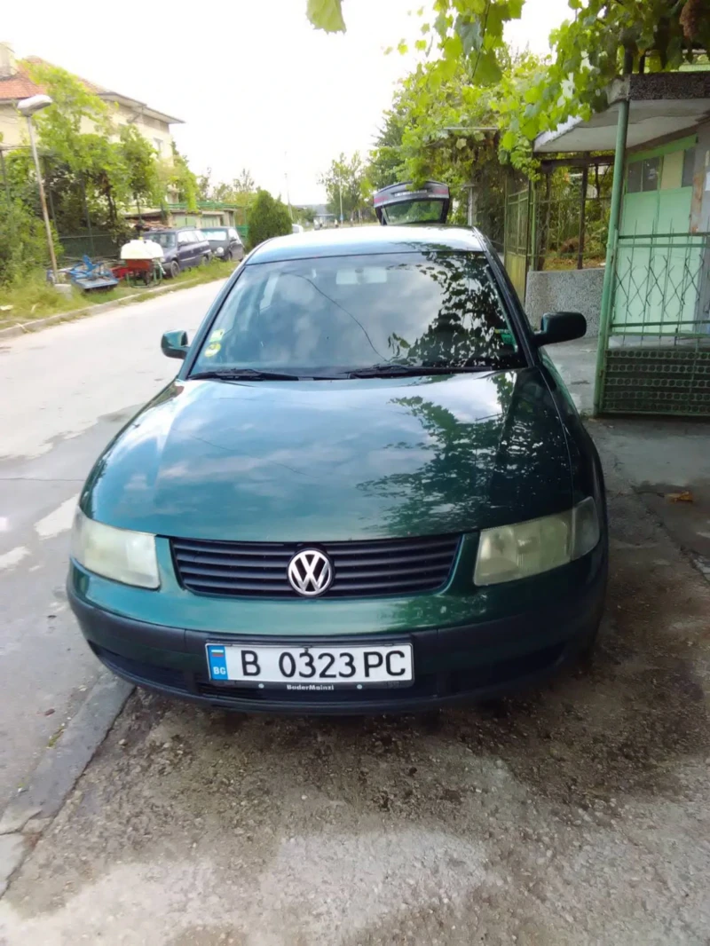 VW Passat 1.9 TDI, снимка 2 - Автомобили и джипове - 47660369