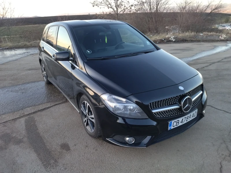 Mercedes-Benz B 200 Black Edition - Automatic 136hp, снимка 3 - Автомобили и джипове - 48618841