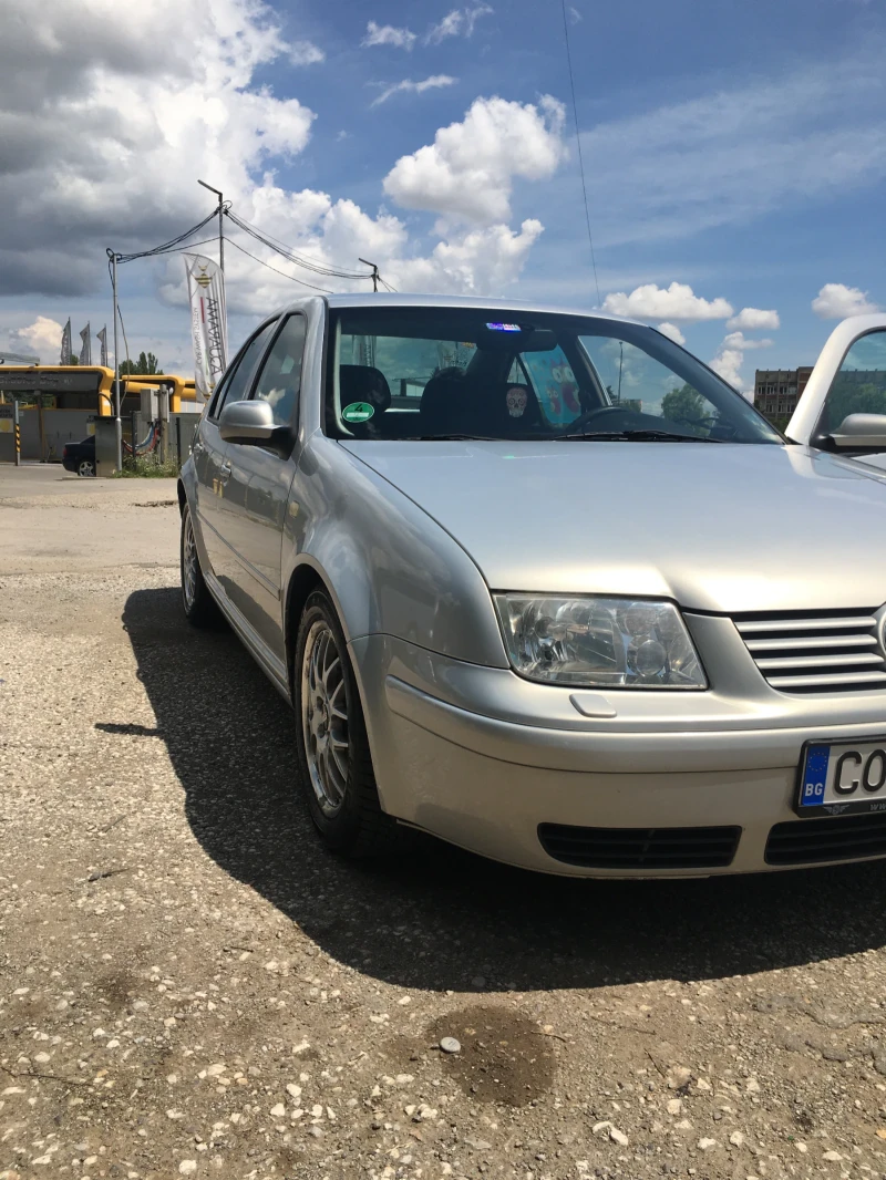 VW Bora 2.3 v5 , снимка 4 - Автомобили и джипове - 48769065