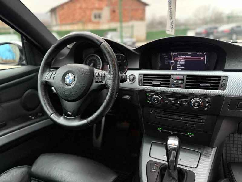 BMW 330 M-Пакет! , снимка 12 - Автомобили и джипове - 49316286