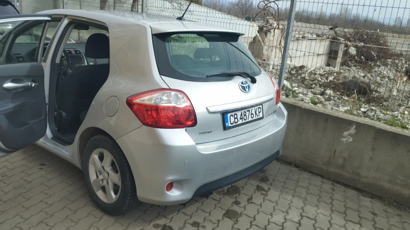 Toyota Auris, снимка 4 - Автомобили и джипове - 49503234