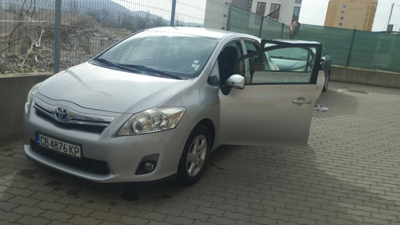 Toyota Auris, снимка 1 - Автомобили и джипове - 49503234