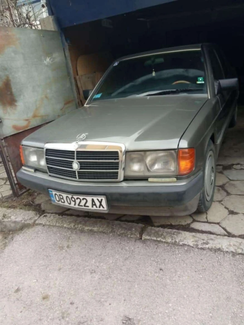 Mercedes-Benz 190 дизел, снимка 5 - Автомобили и джипове - 51670879