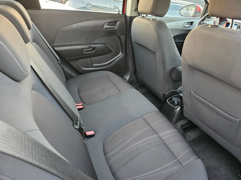 Chevrolet Aveo 1.4i, АВТОМАТИК , снимка 10 - Автомобили и джипове - 51738371