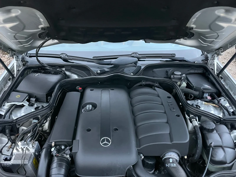 Mercedes-Benz E 270 AVANTARDE/СЕРВИЗНА ИСТ./ГЕРМАНИЯ/НОВО SBC, снимка 17 - Автомобили и джипове - 52664739