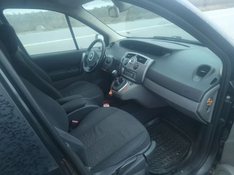 Renault Scenic 1600, снимка 13 - Автомобили и джипове - 52898703