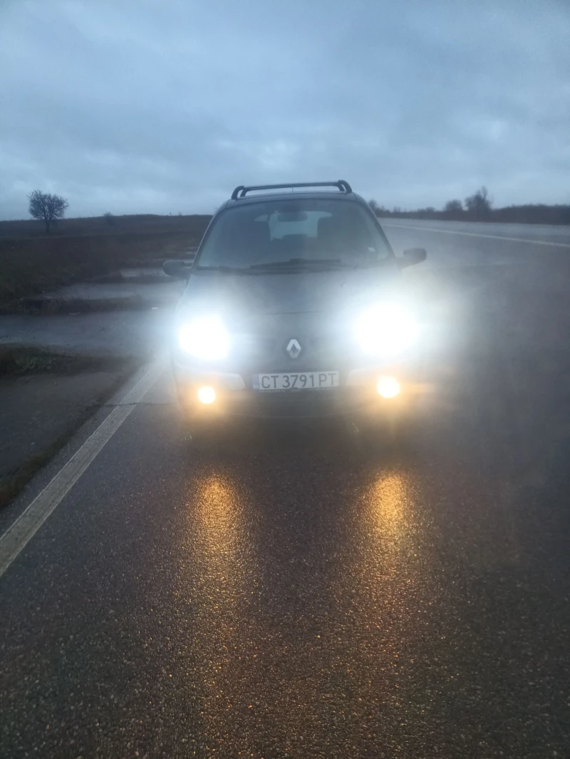 Renault Scenic 1600, снимка 6 - Автомобили и джипове - 52898703