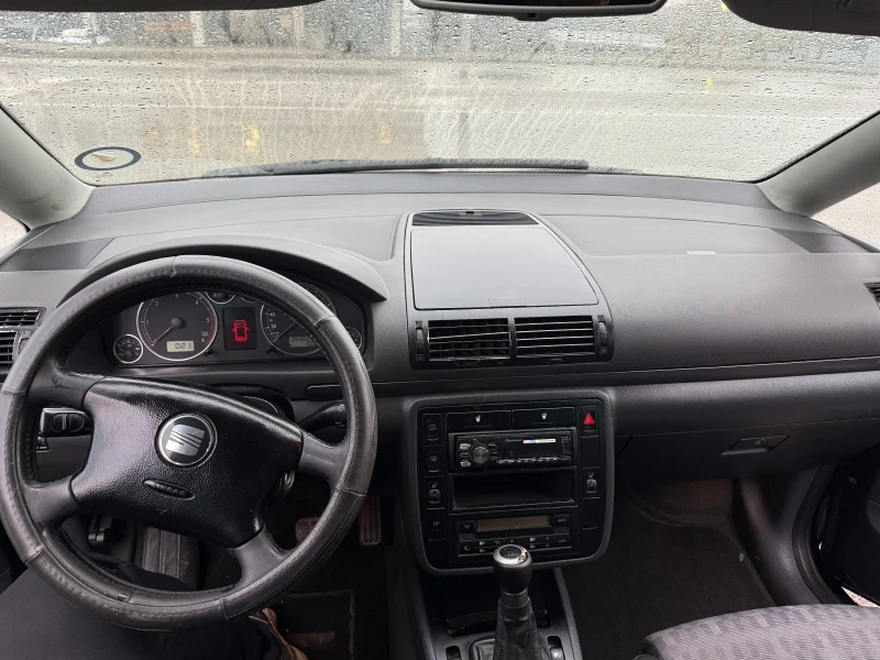 Seat Alhambra 1.9TDI  7 местен, снимка 7 - Автомобили и джипове - 53254095