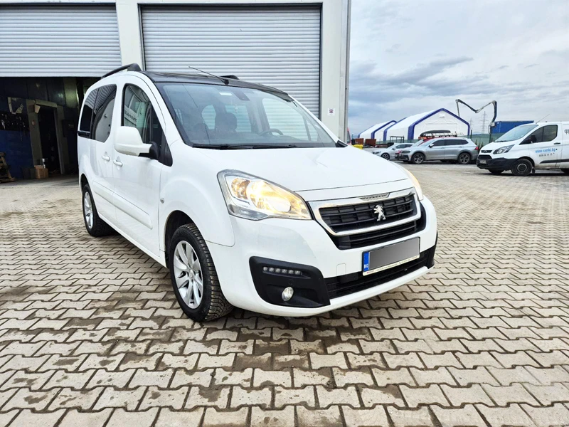 Peugeot Partner Tepee 1.6 HDI, снимка 3 - Автомобили и джипове - 49179655