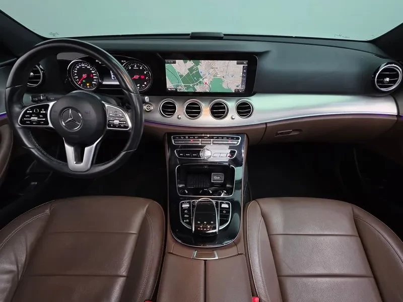 Mercedes-Benz E 300 САМО 30% АВАНС, снимка 7 - Автомобили и джипове - 56266481