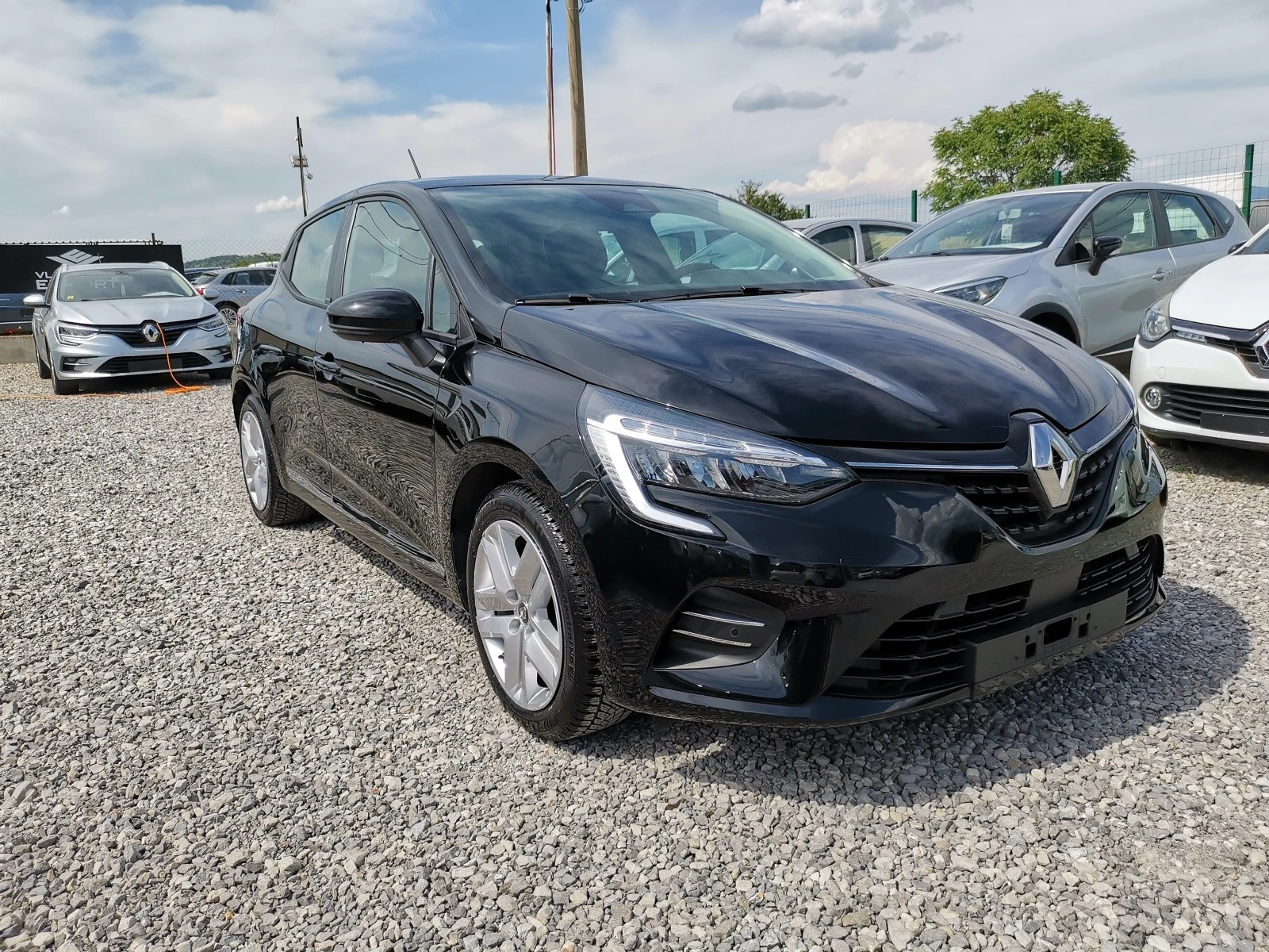 Renault Clio 1.6 Hybrid E6D - изображение 5