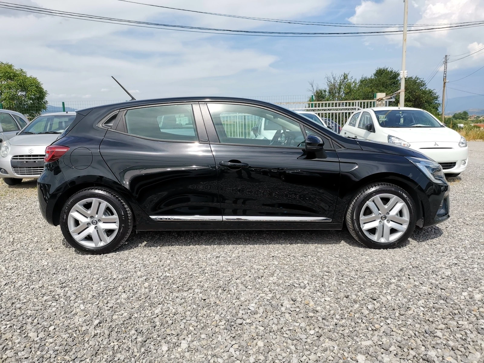 Renault Clio 1.6 Hybrid E6D - изображение 4