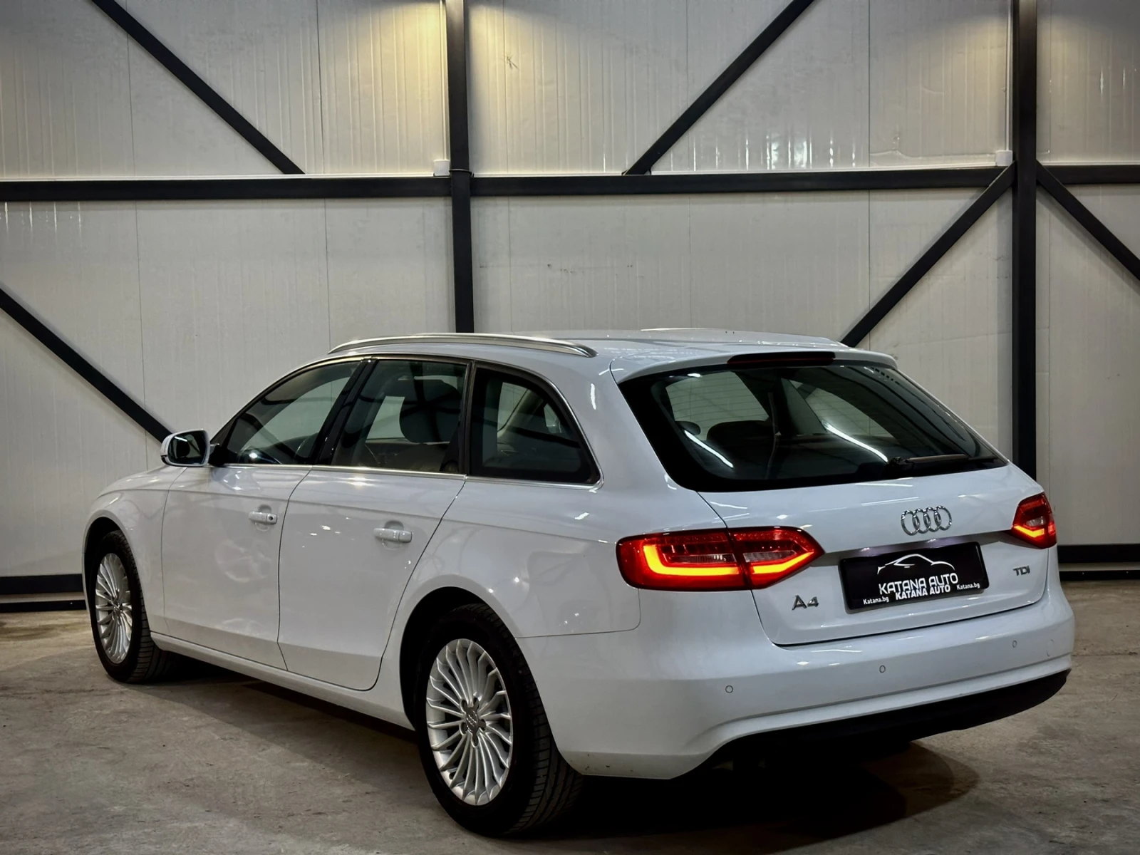 Audi A4 2.0 TDI 177к.с./NAVI/LED/DRIVE SELECT /ЛИЗИНГ - изображение 4