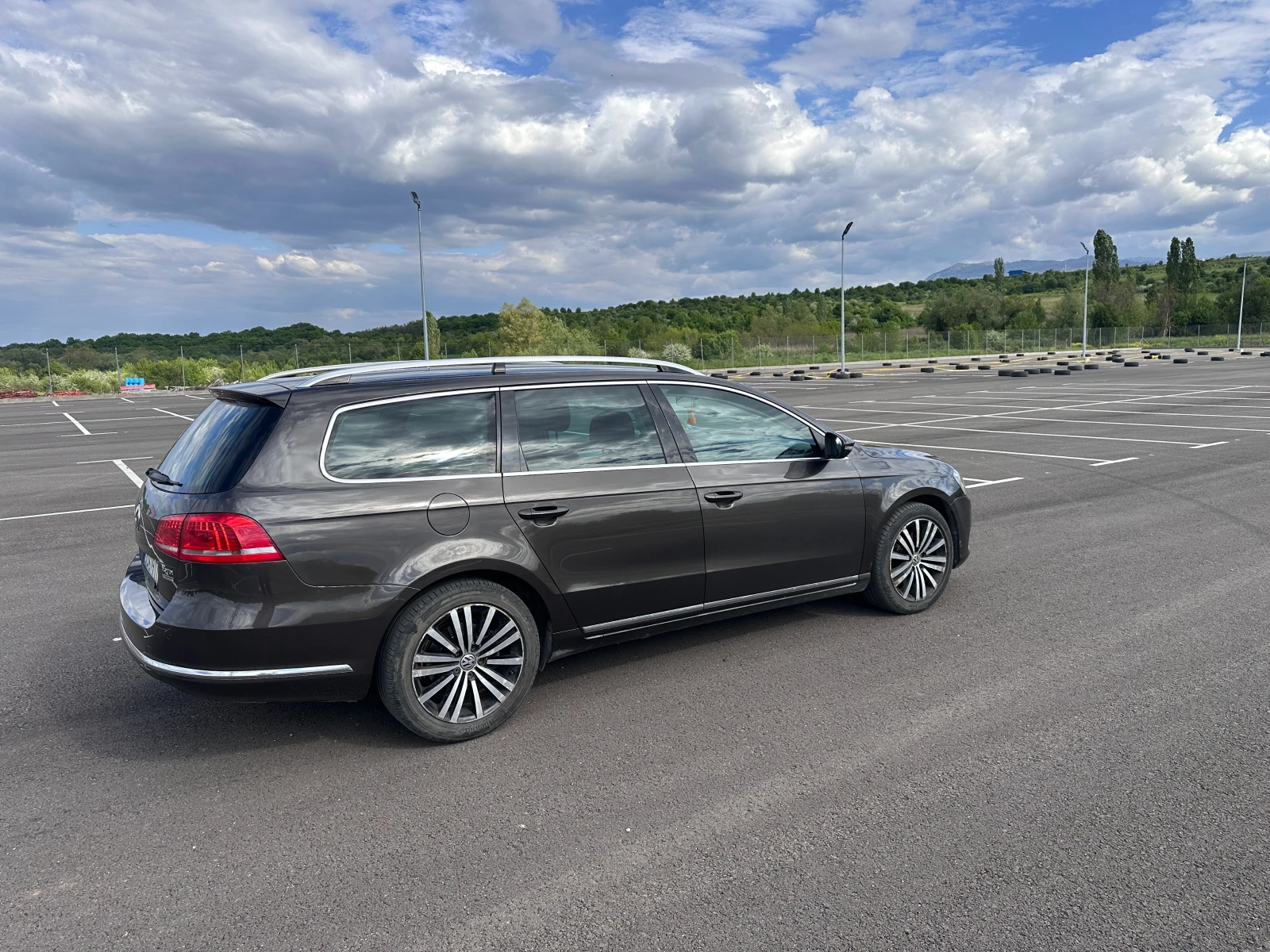 VW Passat B7 - изображение 6