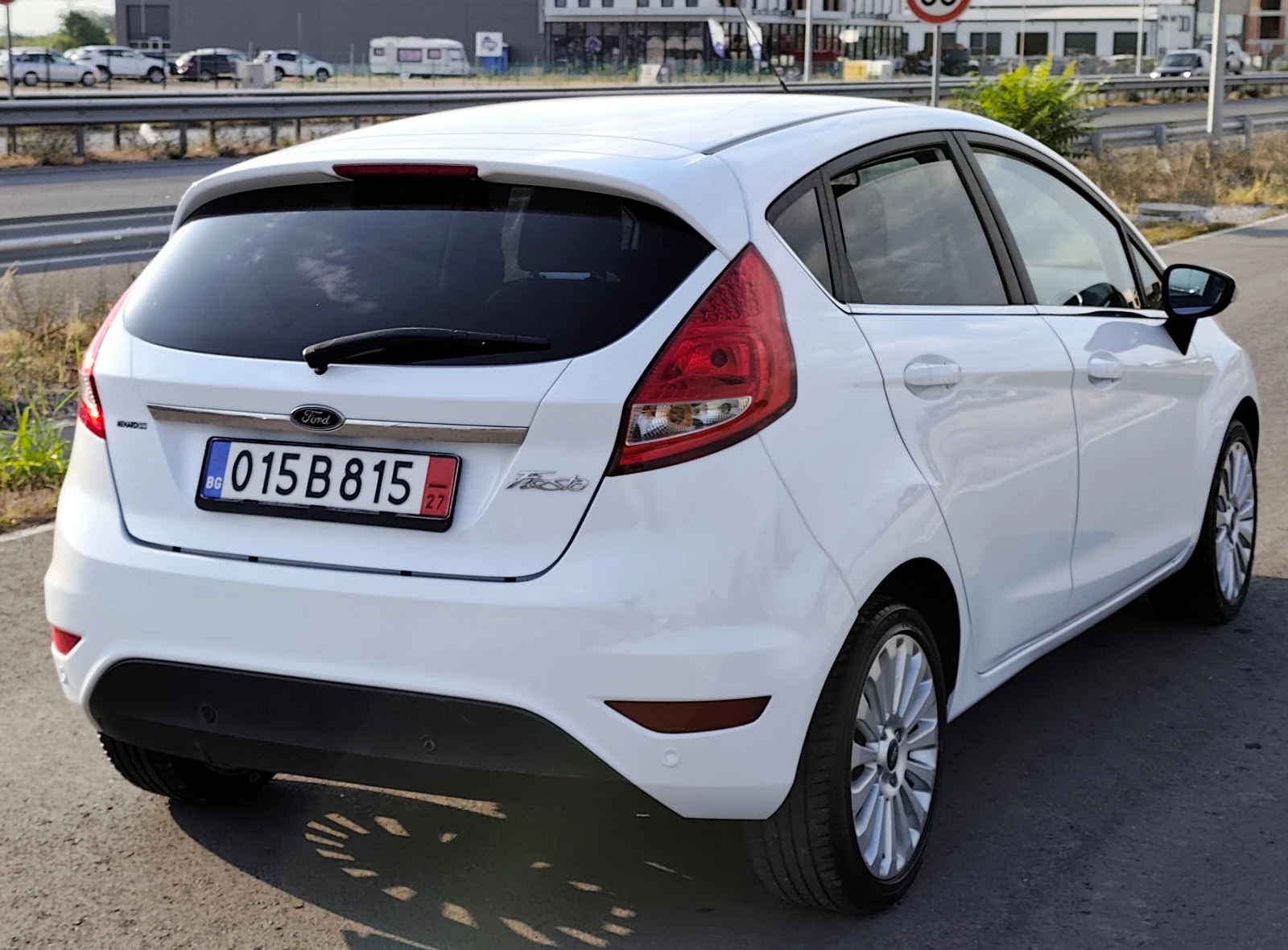 Ford Fiesta 1.4i GAZ 97ks - изображение 5