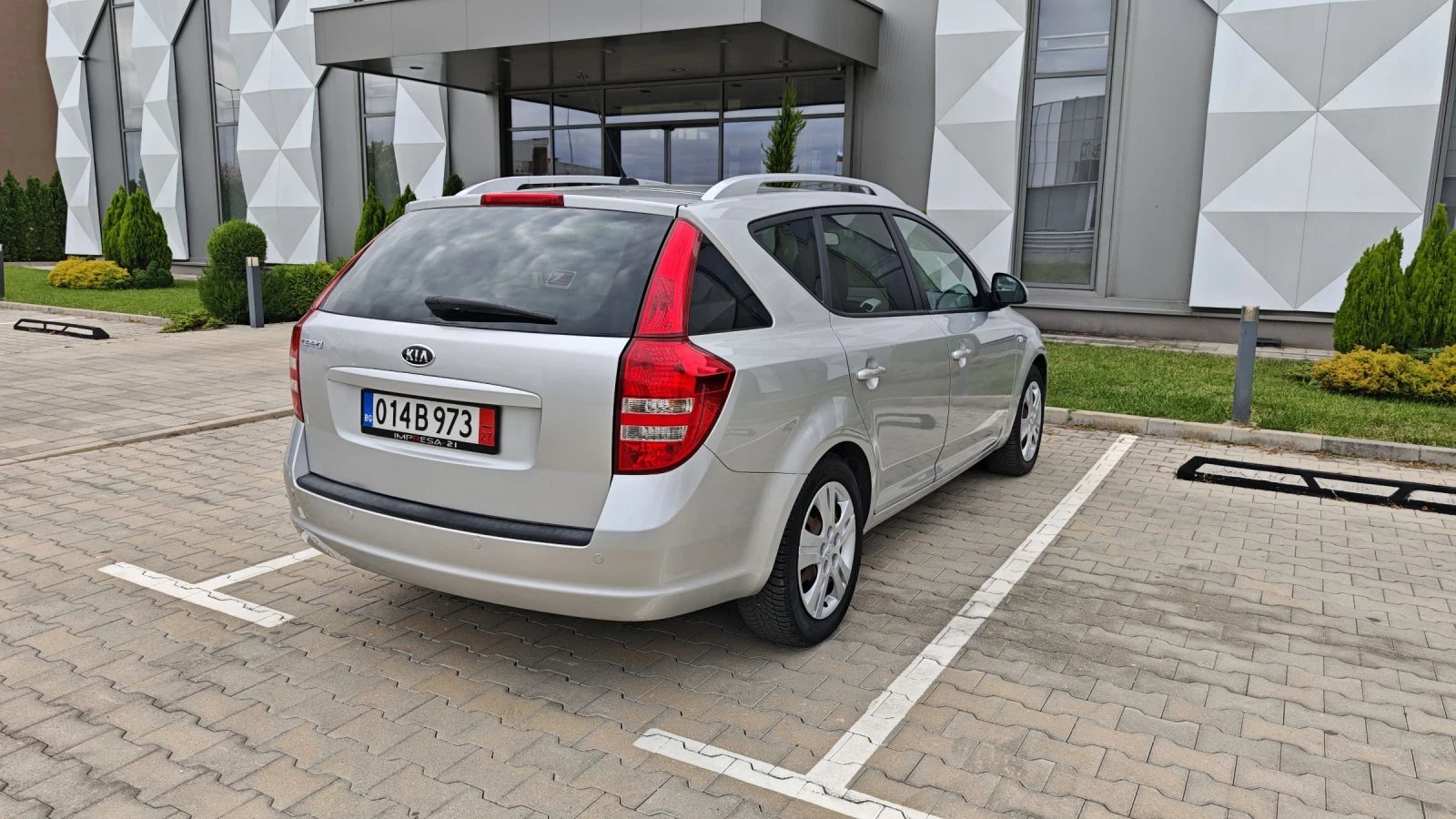 Kia Ceed 1.6i ГАЗ 126кс.164000хил.км.!!! - изображение 4