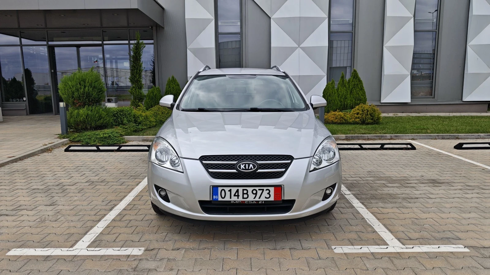 Kia Ceed 1.6i ГАЗ 126кс.164000хил.км.!!! - изображение 2