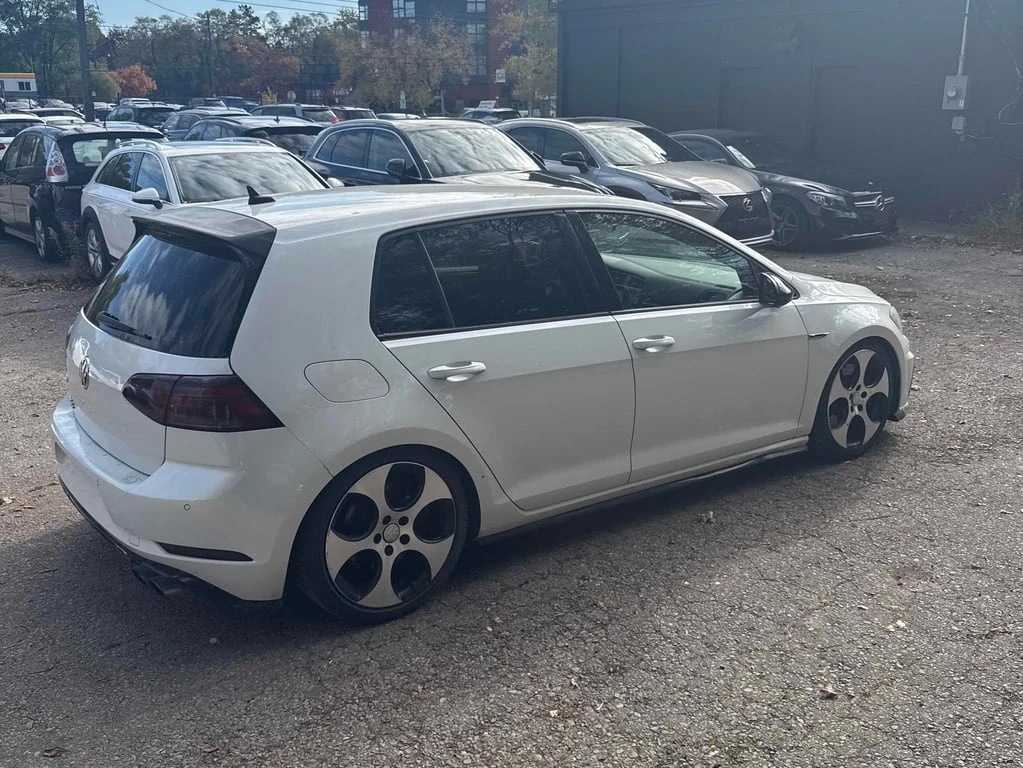 VW Golf * R* CARFAX * ��� ������������ ������ | Mobile.bg � ����������� 3