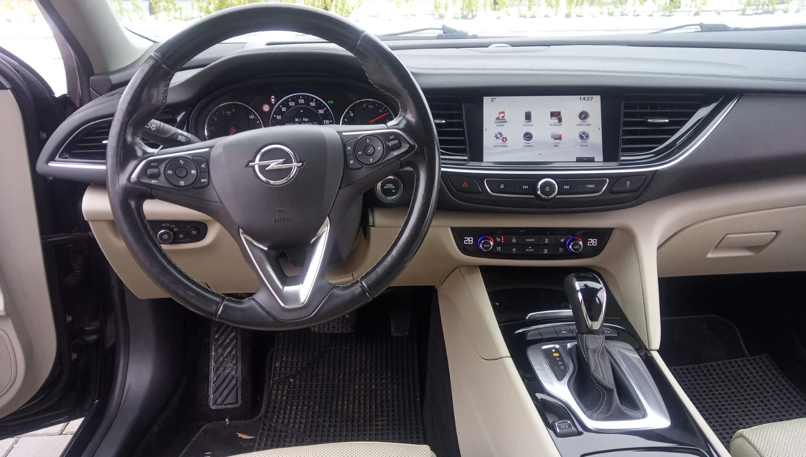 Opel Insignia Подгрев /обдухване/масаж, снимка 5 - Автомобили и джипове - 53745520