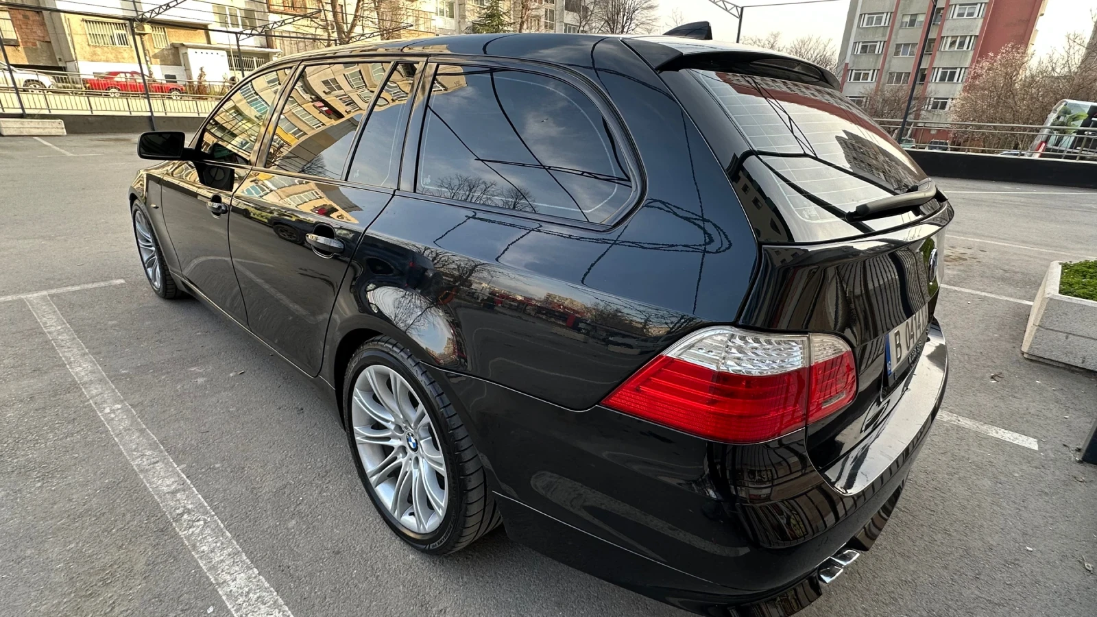 BMW 530, снимка 4 - Автомобили и джипове - 53639760