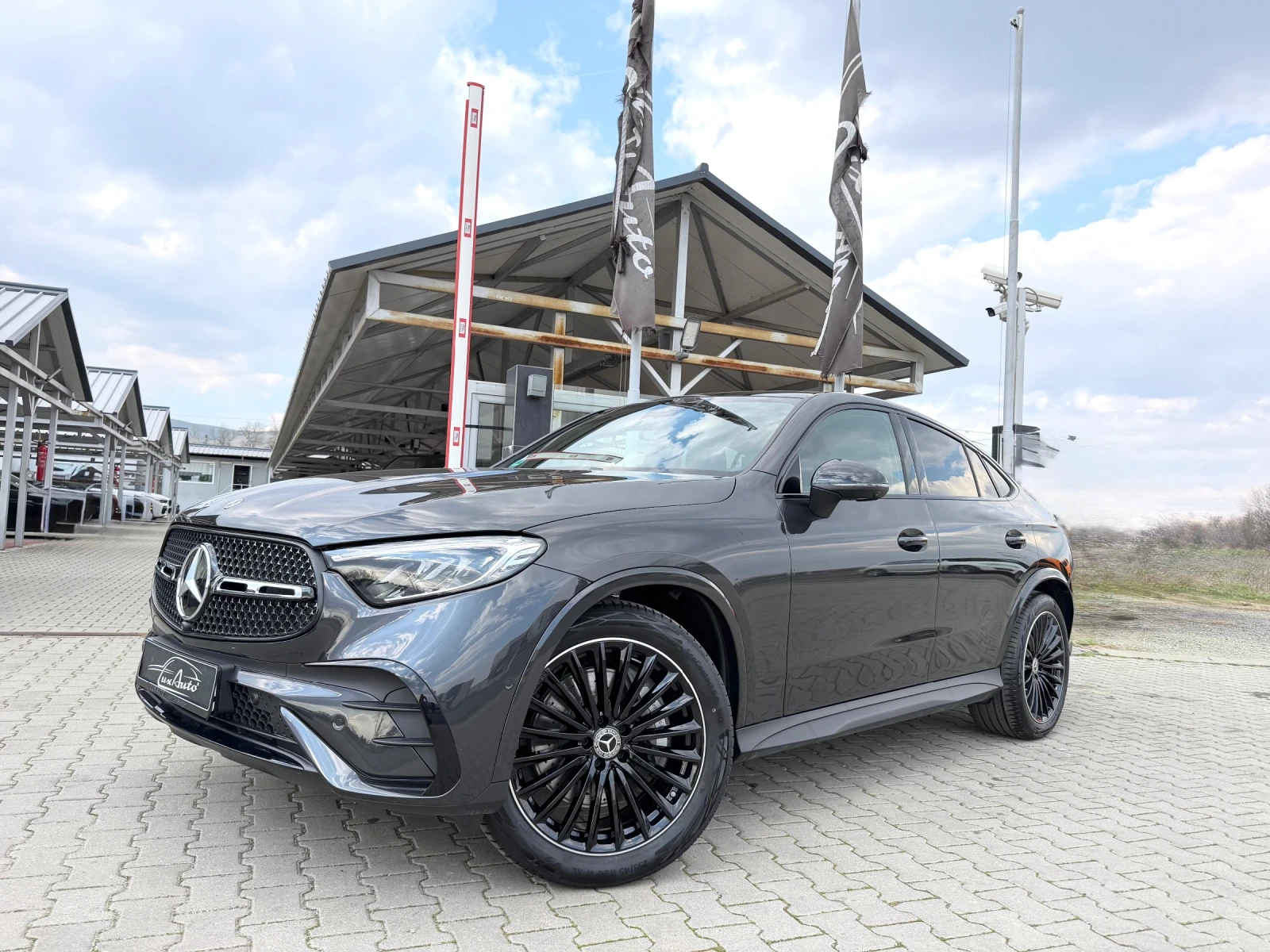 Mercedes-Benz GLC 200 AMG#DESIGNO#PANORAMA#DISTR#360* CAM#НОВ!!!