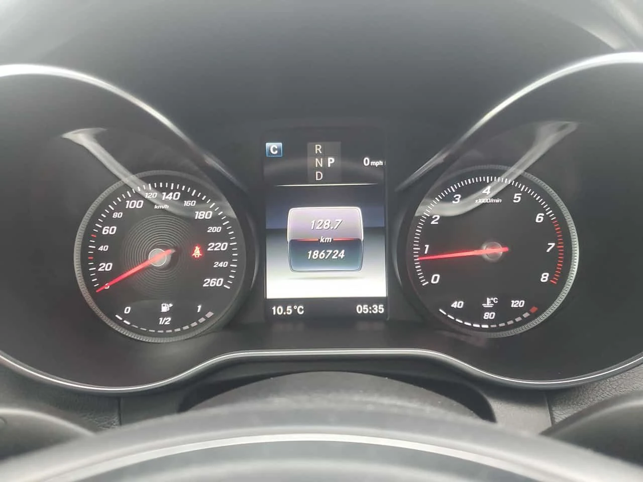 Mercedes-Benz C 300 * 4MATIC Sedan * CARFAX * ЦЕНА ДО БГ, снимка 8 - Автомобили и джипове - 54403570