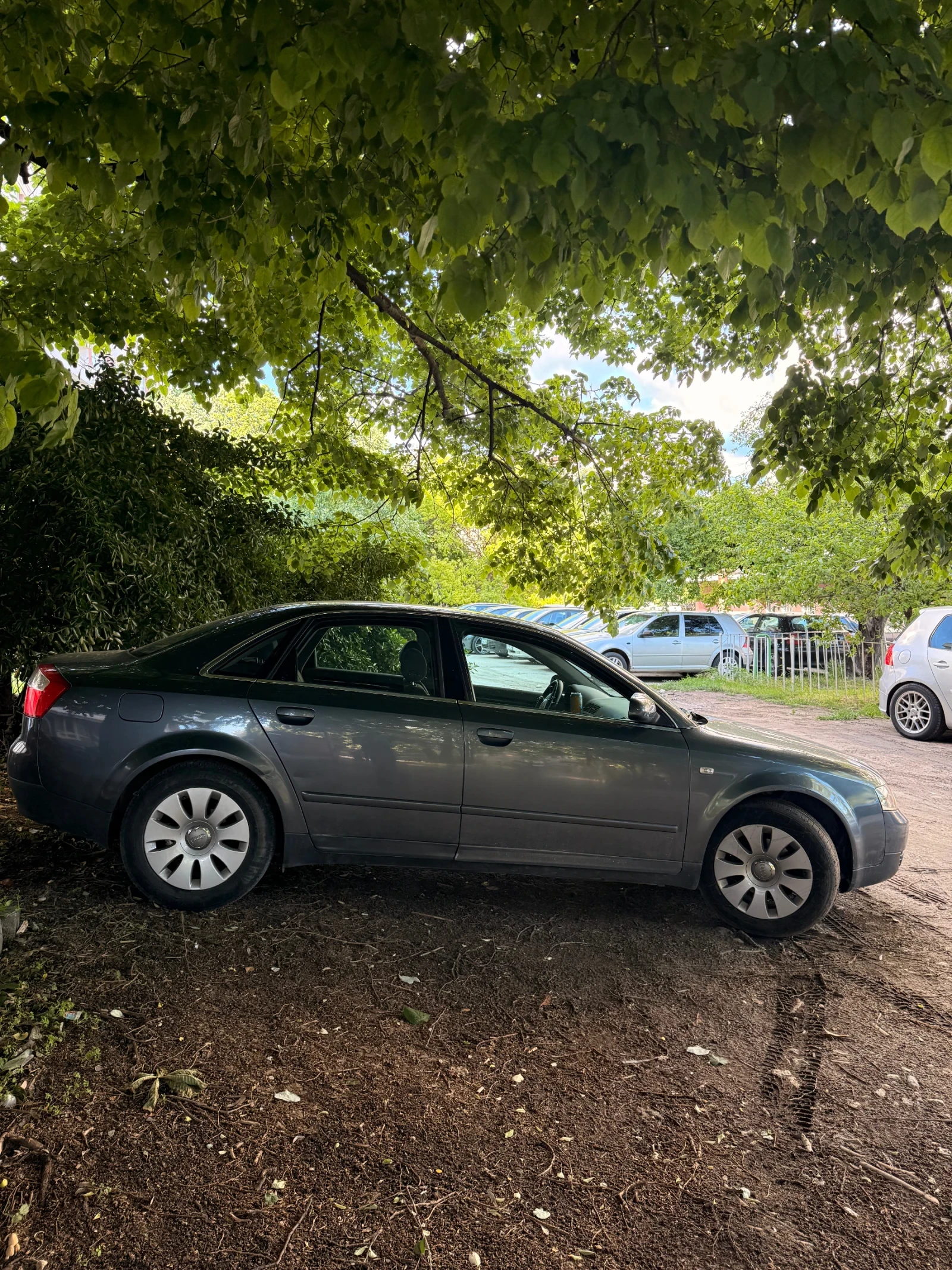 Audi A4 1.9TDI, снимка 7 - Автомобили и джипове - 54610353