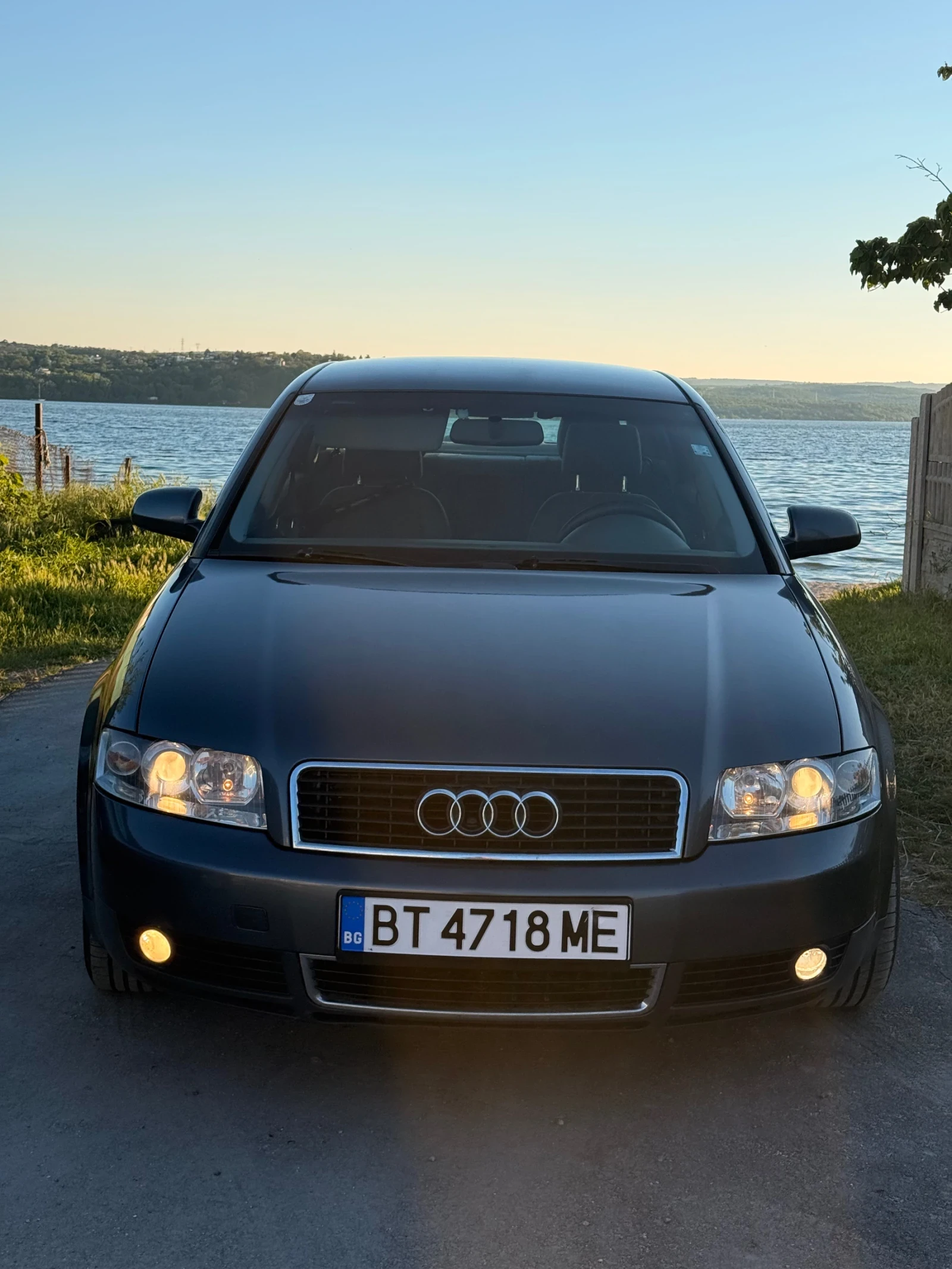 Audi A4 1.9TDI, снимка 2 - Автомобили и джипове - 54610353