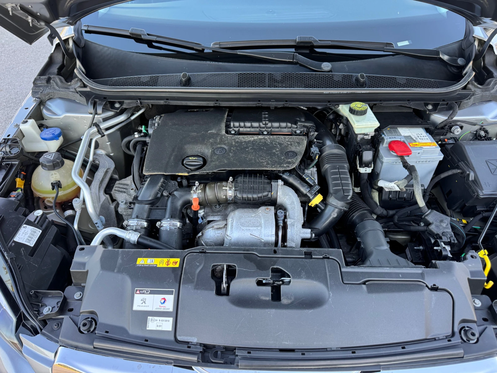 Peugeot 308 1.6Blue HDI, снимка 14 - Автомобили и джипове - 54694452