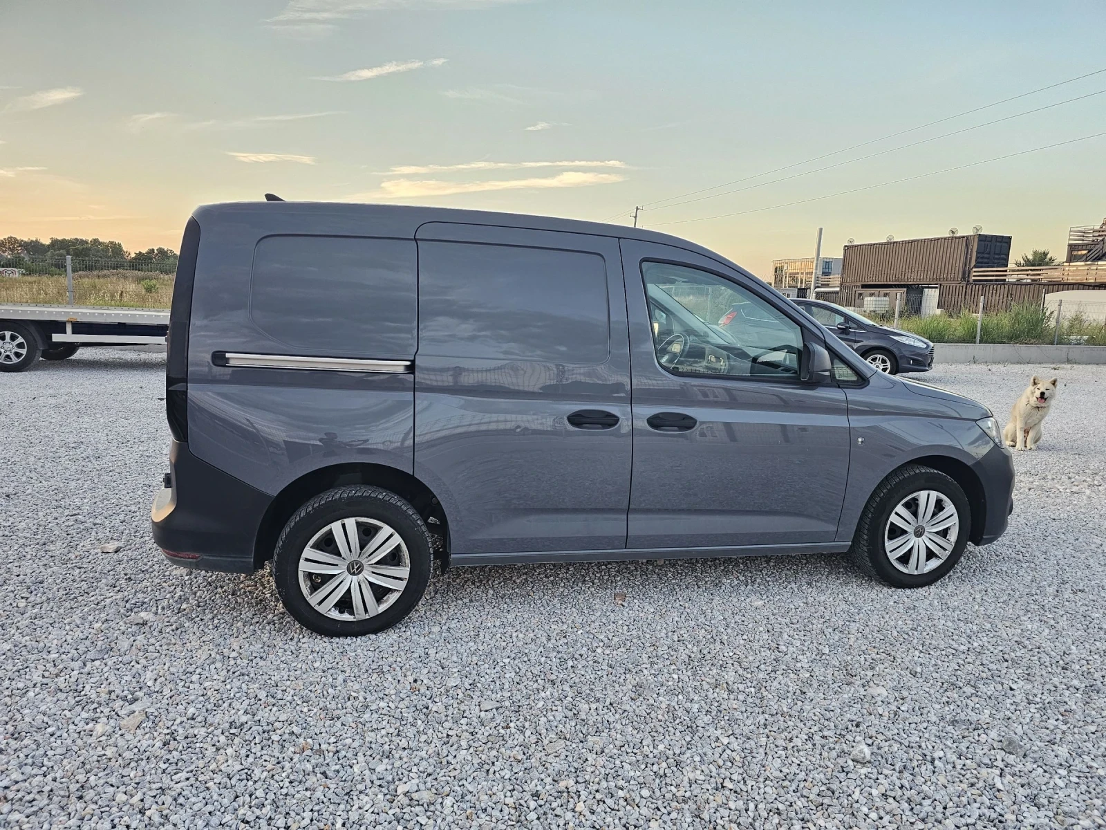 VW Caddy, снимка 7 - Автомобили и джипове - 54811680