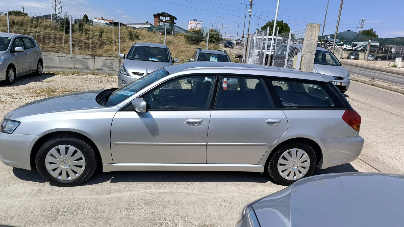 Subaru Legacy 2.0i, снимка 6 - Автомобили и джипове - 55432534