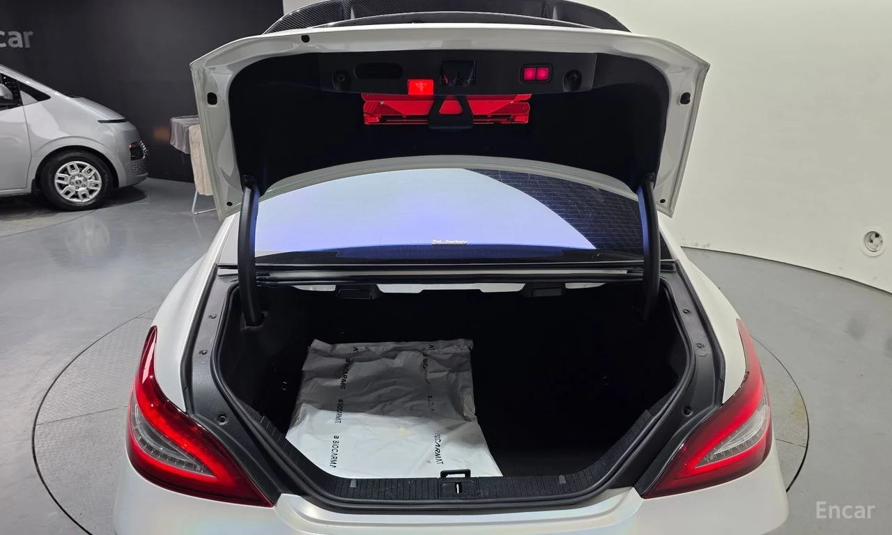 Mercedes-Benz CLS 63 AMG 4MATIC* HARMON* KARDON* ���������* �����* 360����� | Mobile.bg � ����������� 16