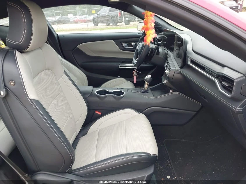 Ford Mustang 5.0l Gt Premium Fastback, снимка 5 - Автомобили и джипове - 55580706