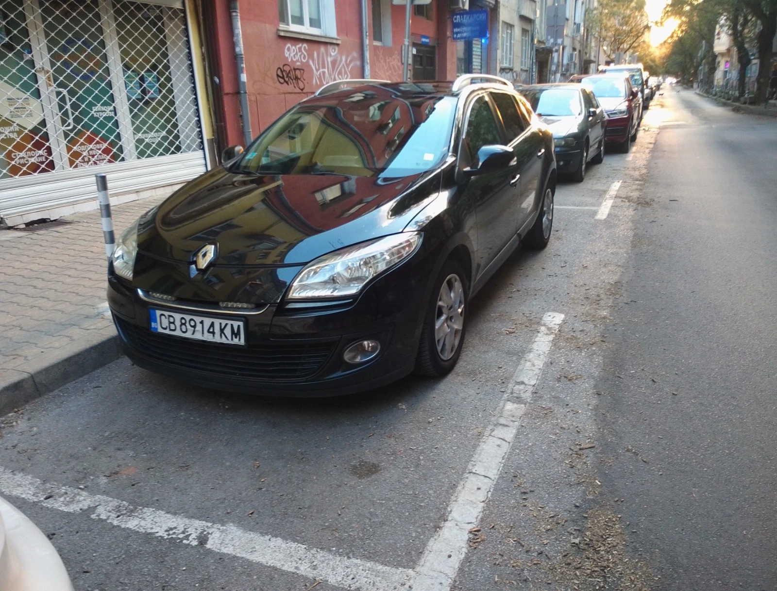 Renault Megane Grandtour, снимка 2 - Автомобили и джипове - 55909717
