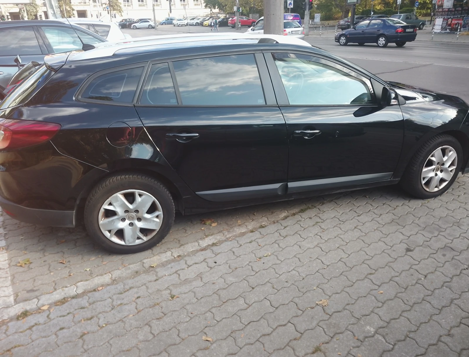Renault Megane Grandtour, снимка 5 - Автомобили и джипове - 55909717