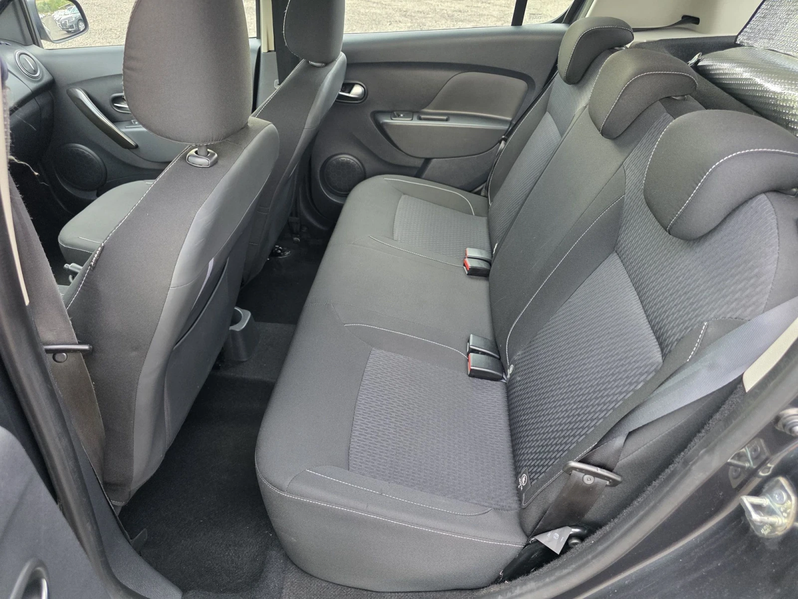 Dacia Sandero  Navi/Euro 6, снимка 12 - Автомобили и джипове - 56057913