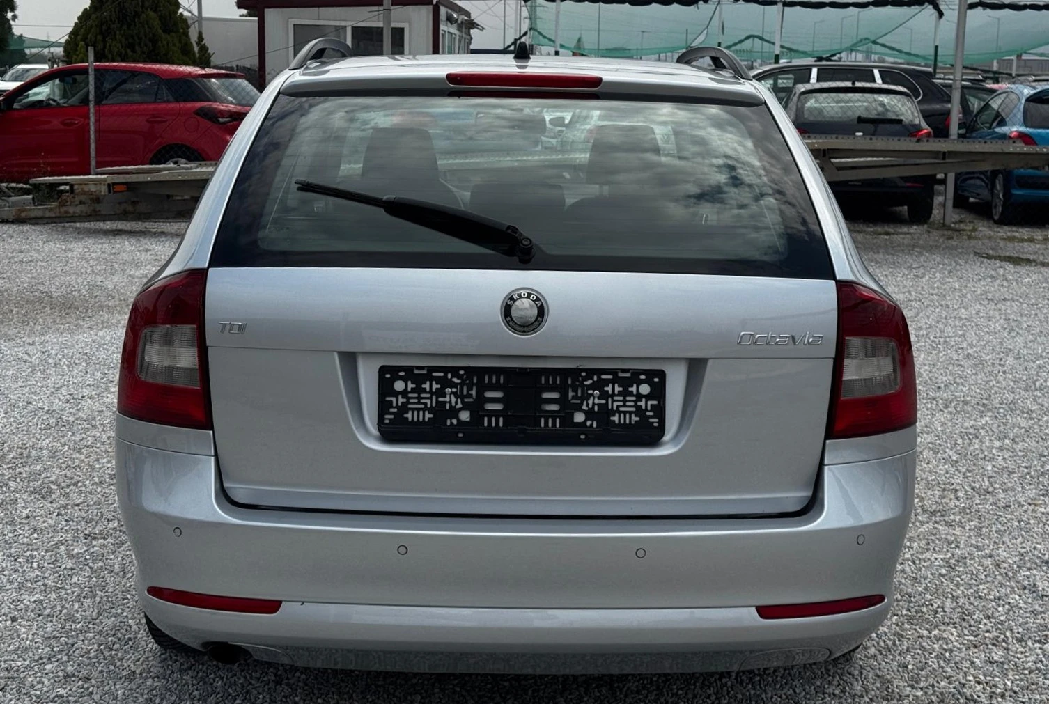 Skoda Octavia 1.6 tdi, снимка 5 - Автомобили и джипове - 56682220