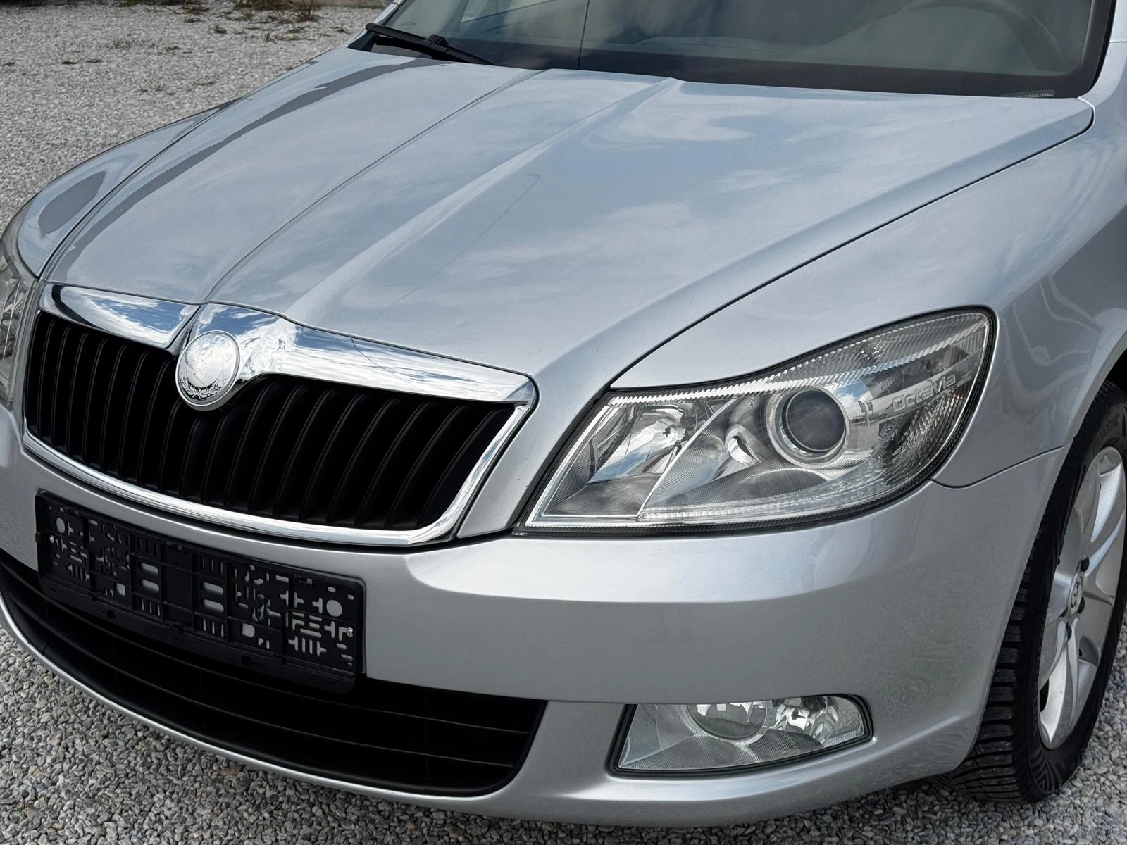 Skoda Octavia 1.6 tdi, снимка 14 - Автомобили и джипове - 56682220