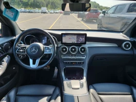 Mercedes-Benz GLC 300  * CARFAX * ОПЦИЯ ЗА ФИНАНСИРАНЕ, снимка 10