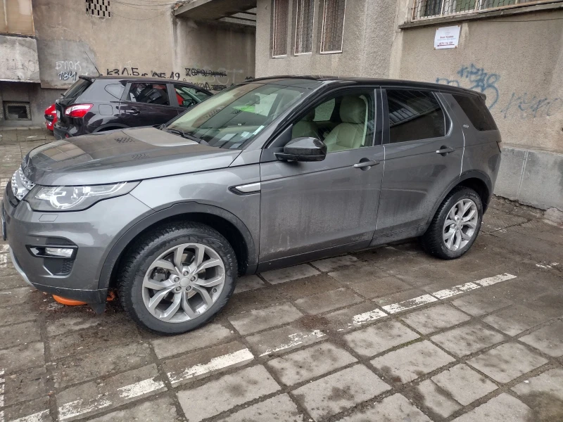 Land Rover Discovery Sport 2.2 HSE, снимка 2 - Автомобили и джипове - 49435080